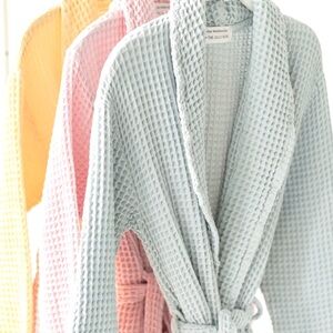 Yellow Waffle Robe (Size L) from the Jilly Box spring 2024